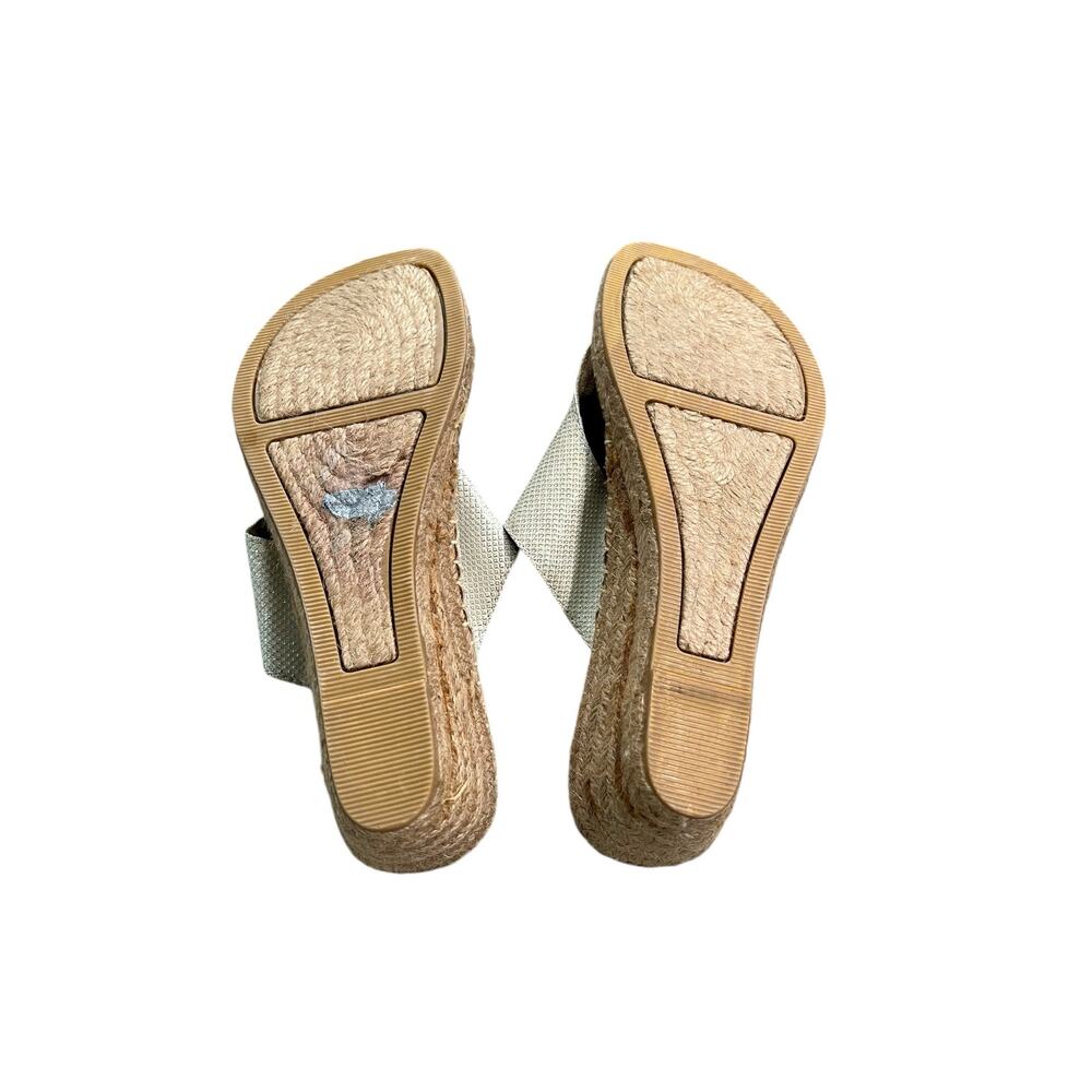 White Mountain  Gold Metallic Thong Jute Sandal Gold Hardware Women's Size 9 - Picture 10 of 10